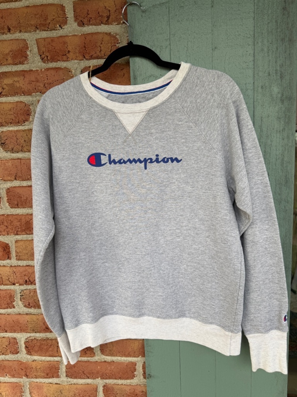 Champion Vintage Men's Gray Crewneck Logo Sweatshirt